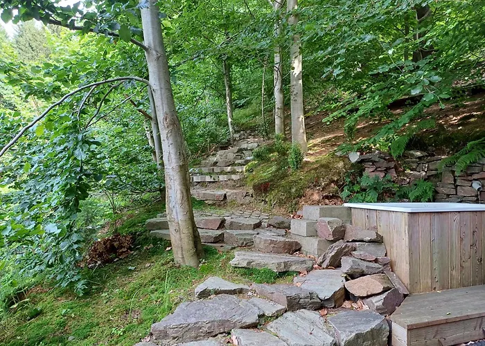 Dom Pod Skala Casa de Férias *